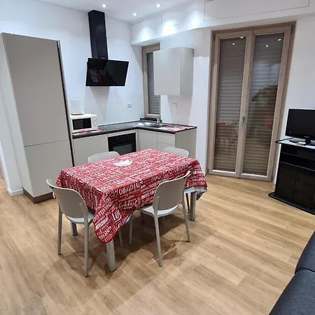 La Casa Di Sissi * بيترا ليغوري